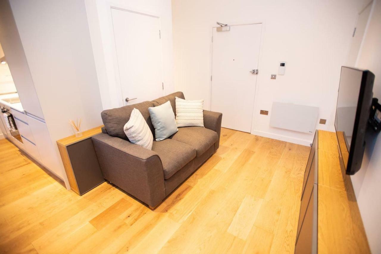 Stylish And Clean 1 Bed Apartment Maidenhead Town Center Exterior foto